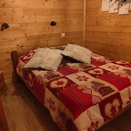 公寓 La Ratavelaiza *